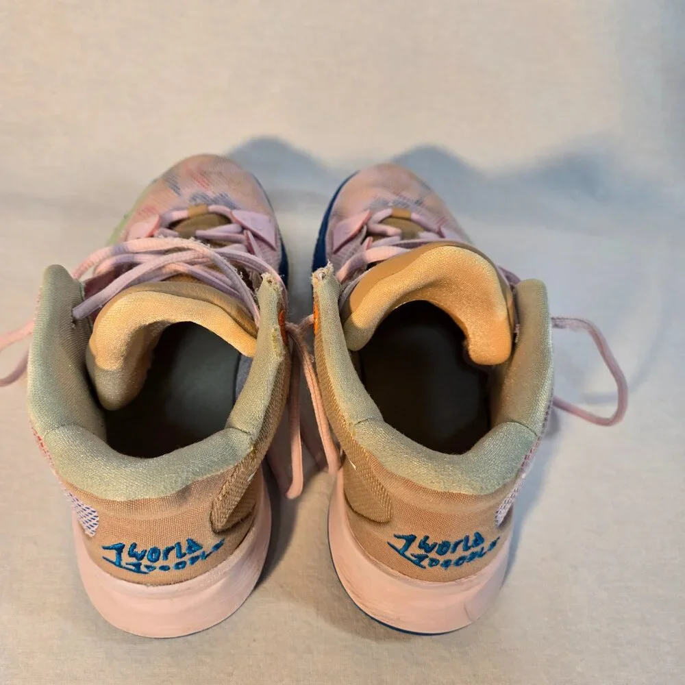NIKE Kyrie 7 Exclusive "1 World 1 People" Regal Pink Sneakers Size 6.5Y 8W 6.5M - Picture 13 of 16